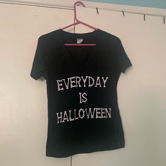 Halloween T-Shirt - Picture 1 of 1